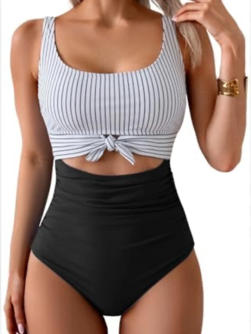 Eomenie one piece